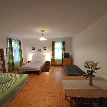 Penzionek U Frantiska Marenice Kültér fotó