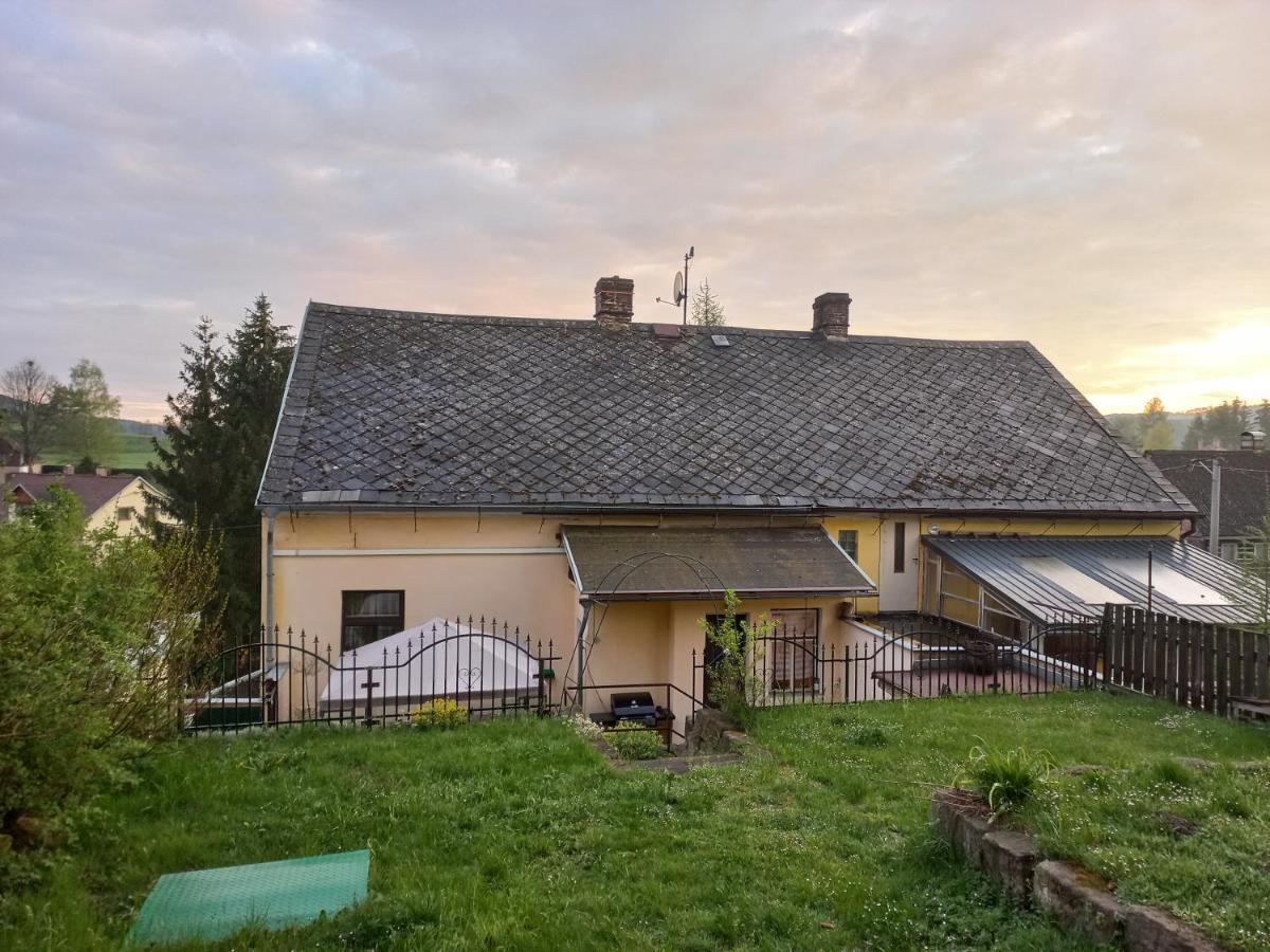 Penzionek U Frantiska Marenice Kültér fotó